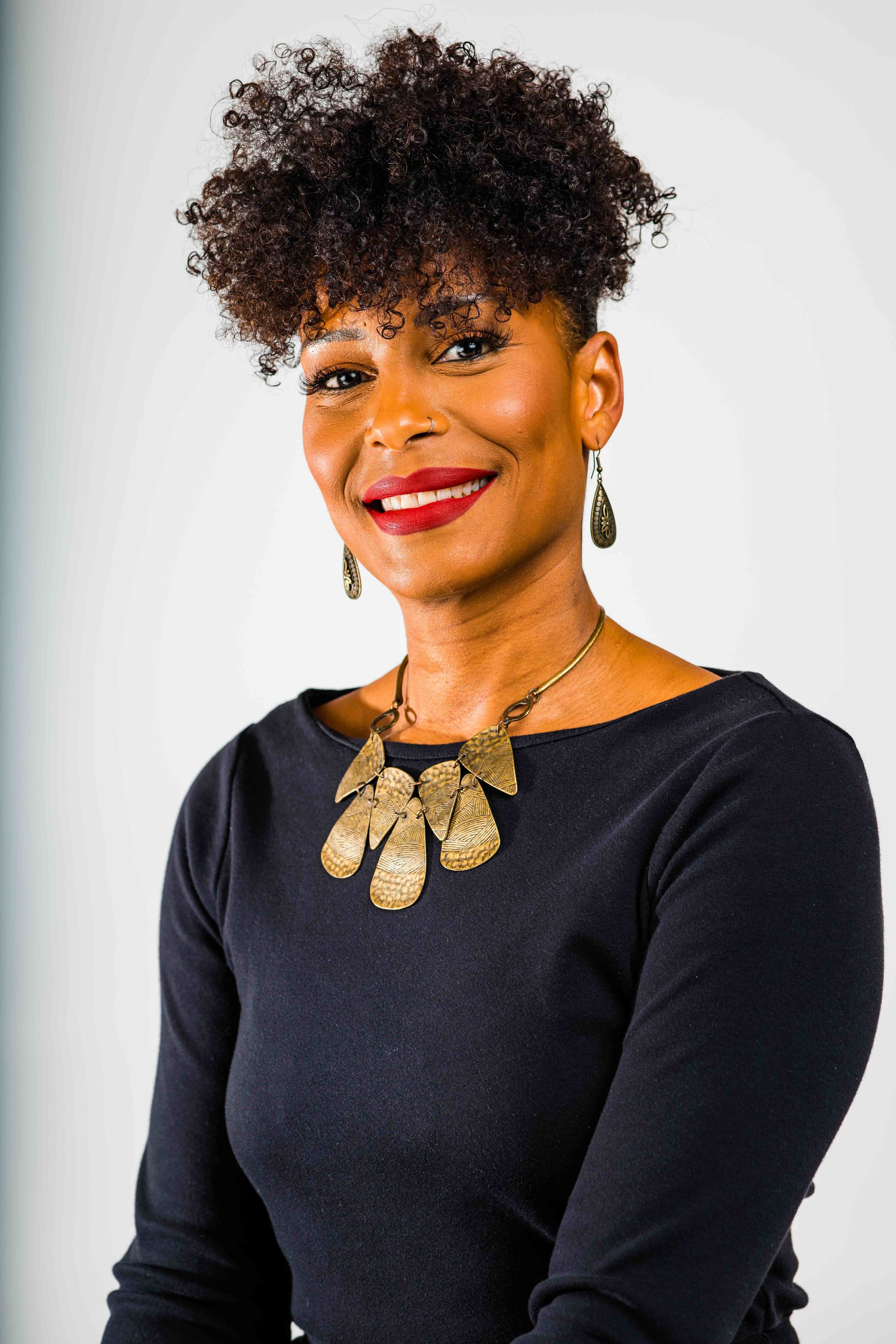 Dana Coleman Headshot.