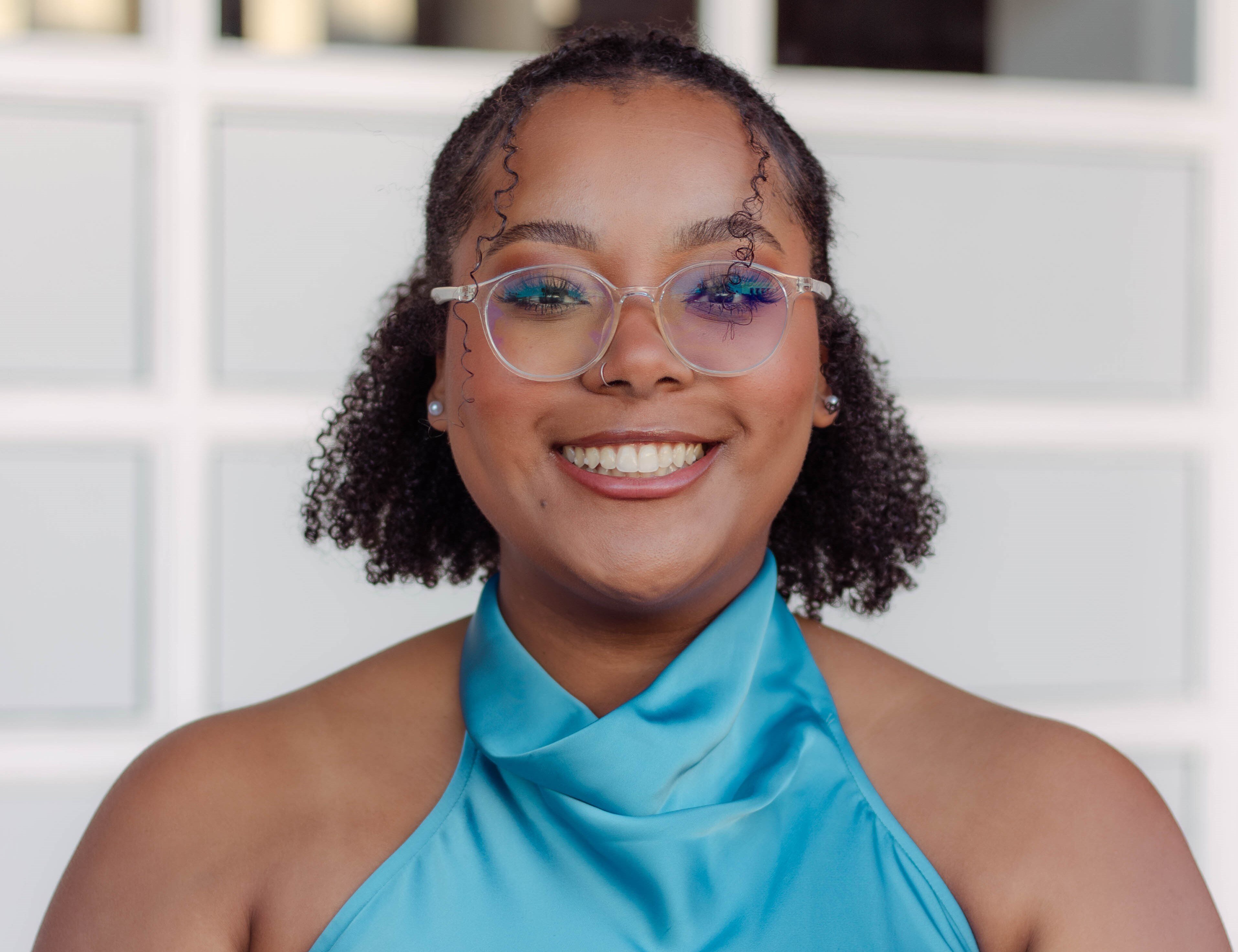 Sydney Pickett Headshot.