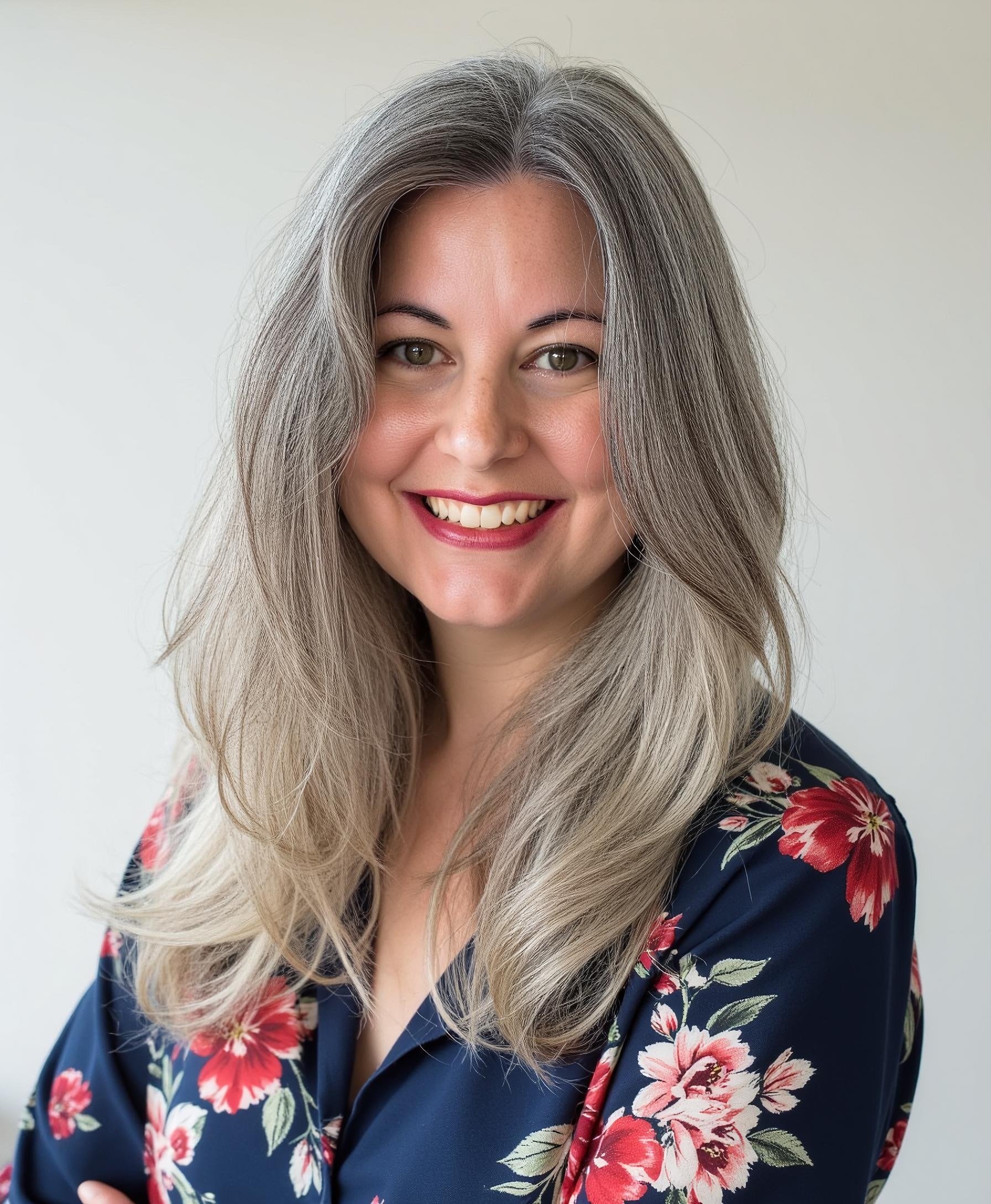 Tracee Medellin Headshot.