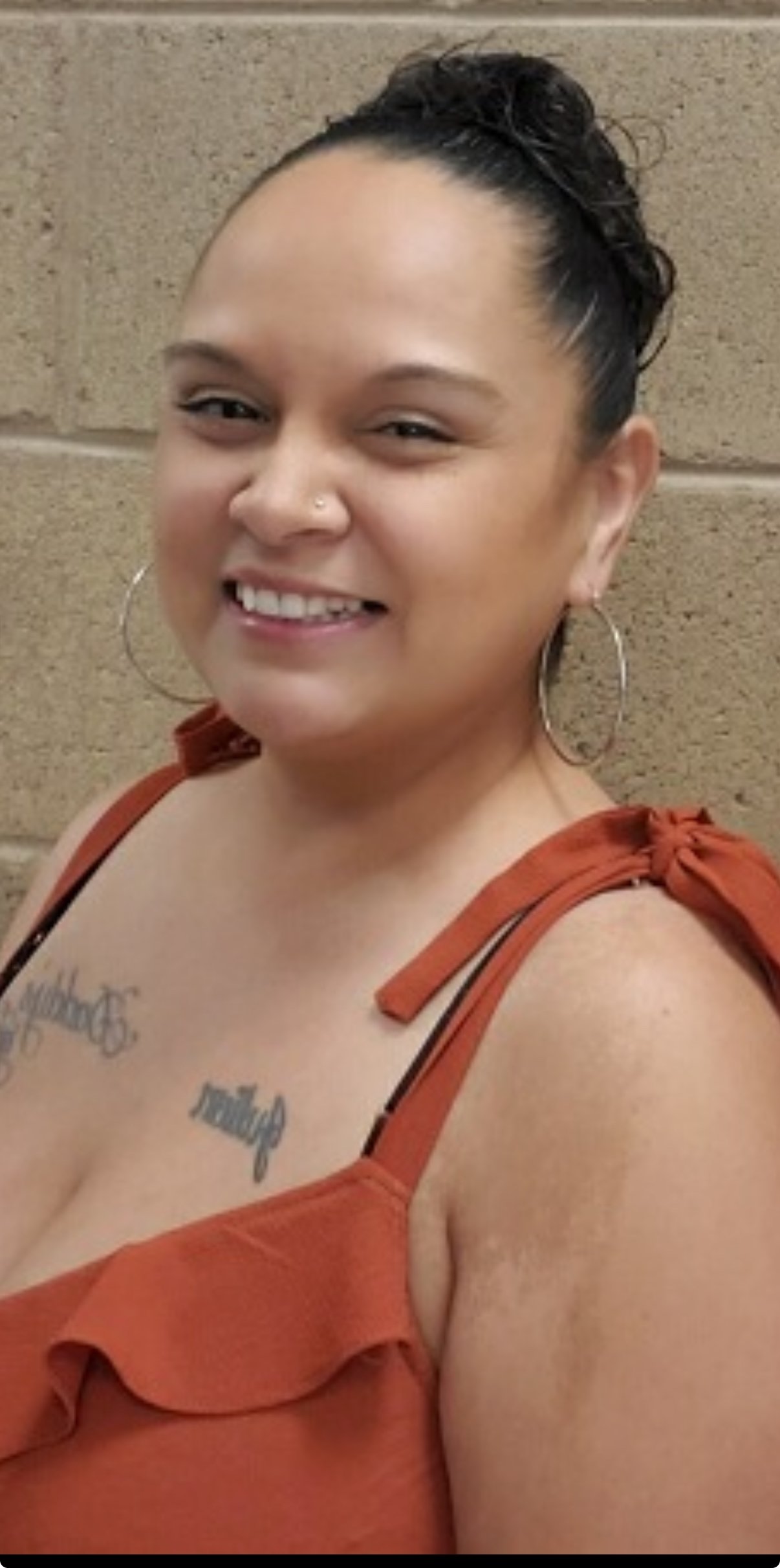 Vanessa Kelly Headshot.