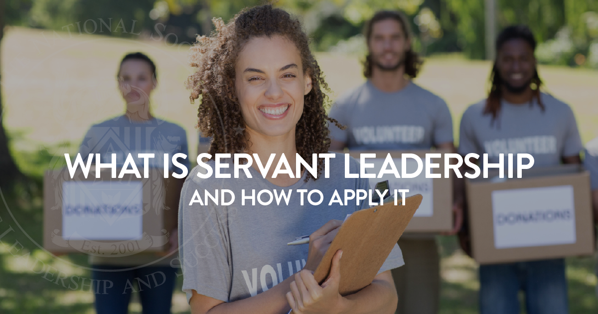 What is Servant Leadership and How to Apply It | College students volunteering together